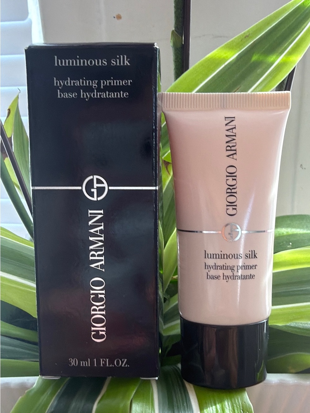 Giorgio Armani Luminous Silk Hydrating Primer - Soft Pink